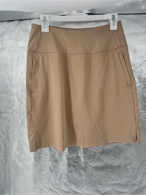 Gradual Women's Athletic Golf Tennis Skort Pockets and Built-in Shorts Size M
